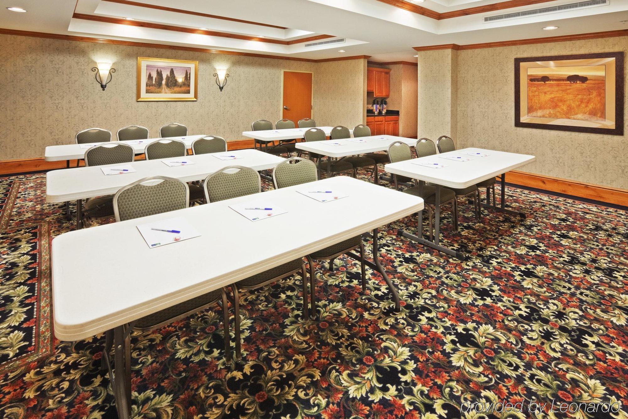 Holiday Inn Express Hotel & Suites Lawton-Fort Sill By Ihg Faciliteter billede